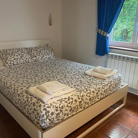 Les Vegues Ii Apartment Santillan