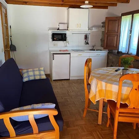 Apartment Les Vegues Ii Santillan